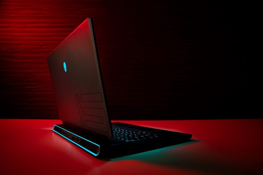 dell alienware m15