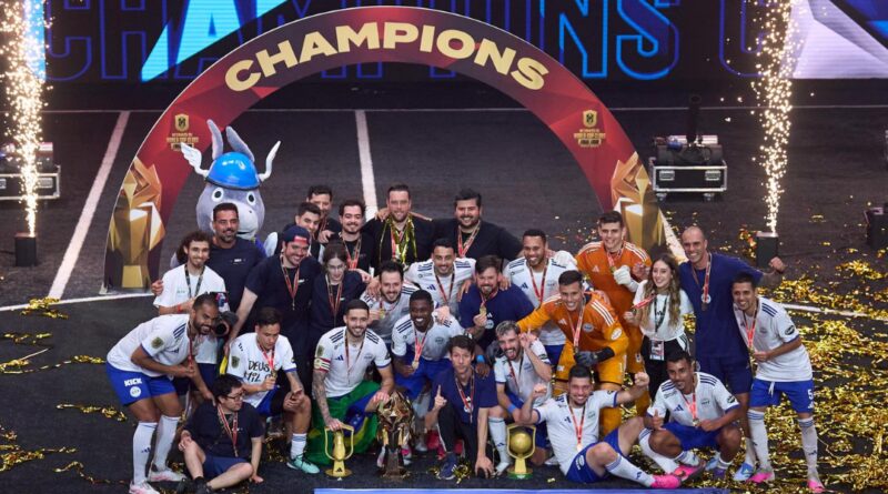 Gaules no top 10 mundial de streaming e campeão da Kings League
